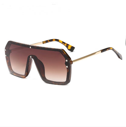 BoldVision Oversize Square Fashion Sunglasses - UV400 Protection