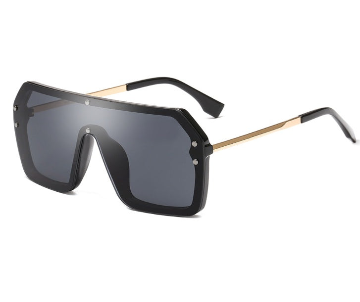 BoldVision Oversize Square Fashion Sunglasses - UV400 Protection